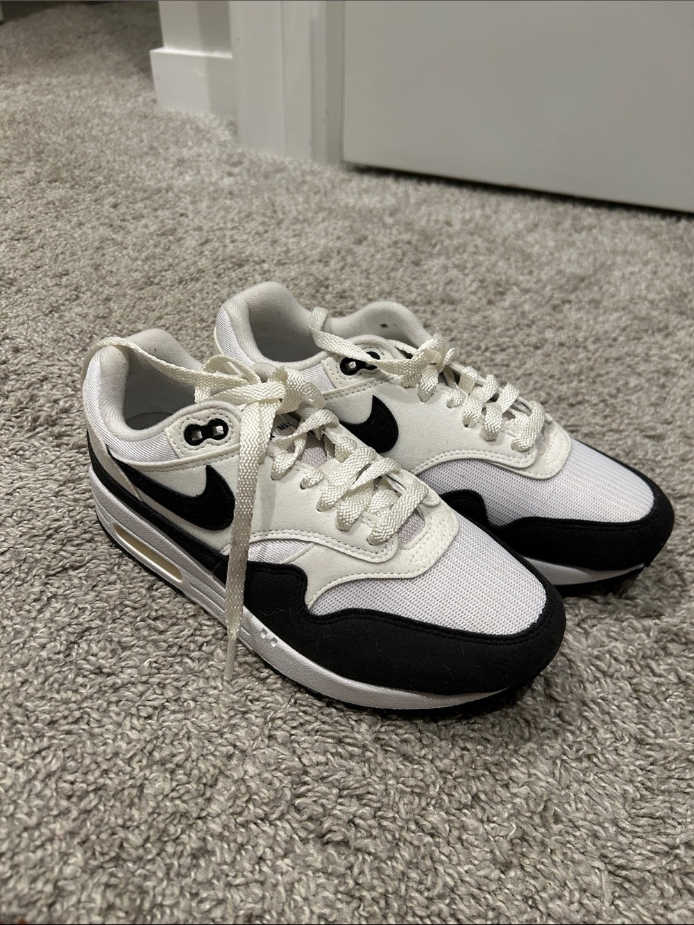 Nike White and Black Retro Runner Sneakers - Picture 2 of 6